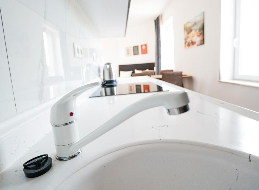 Hotel Zur Alten Stadtkellerei لبسيا المظهر الخارجي الصورة A single control tap