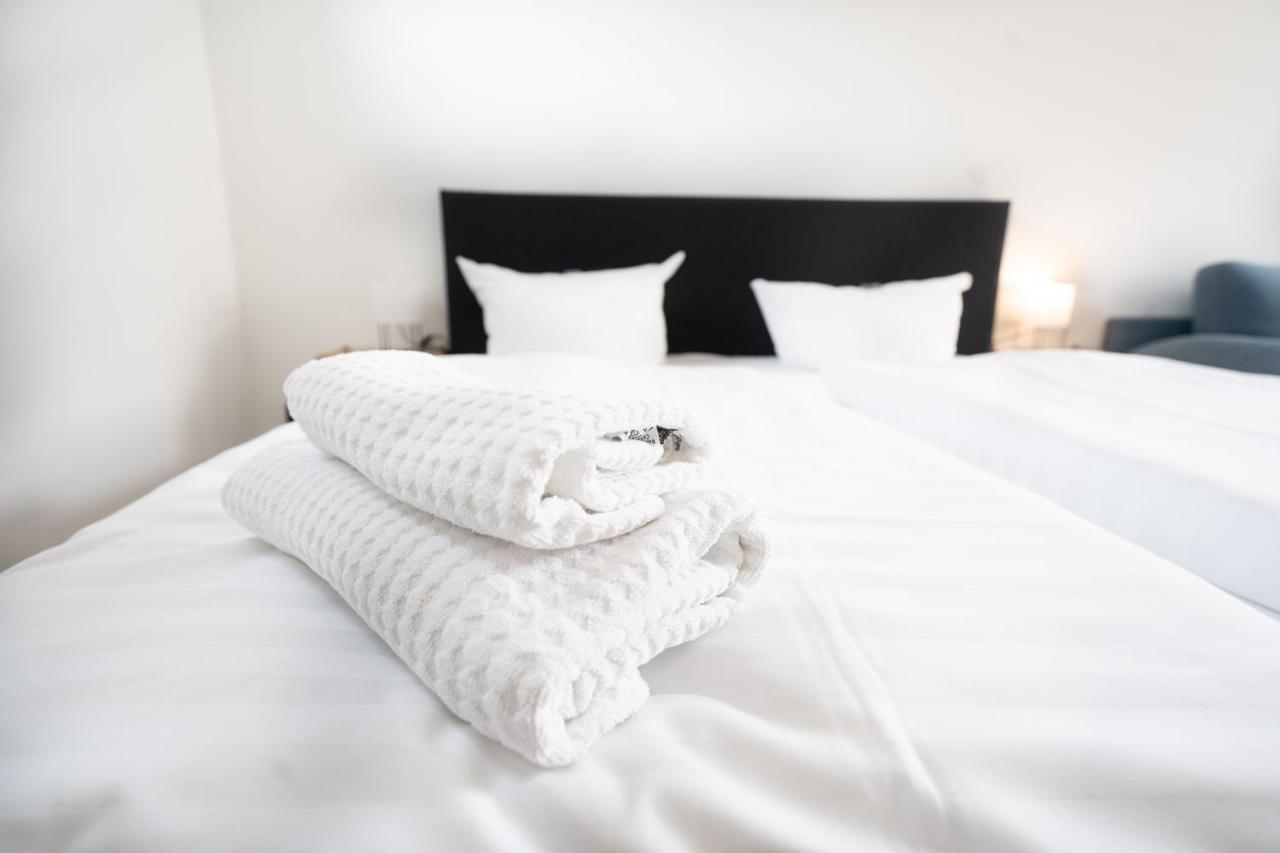 Hotel Zur Alten Stadtkellerei لبسيا المظهر الخارجي الصورة A bed with a duvet