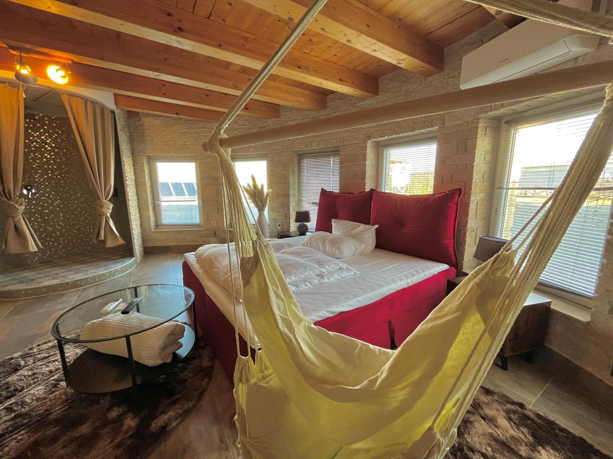 Hotel Zur Alten Stadtkellerei لبسيا المظهر الخارجي الصورة A room at the hotel