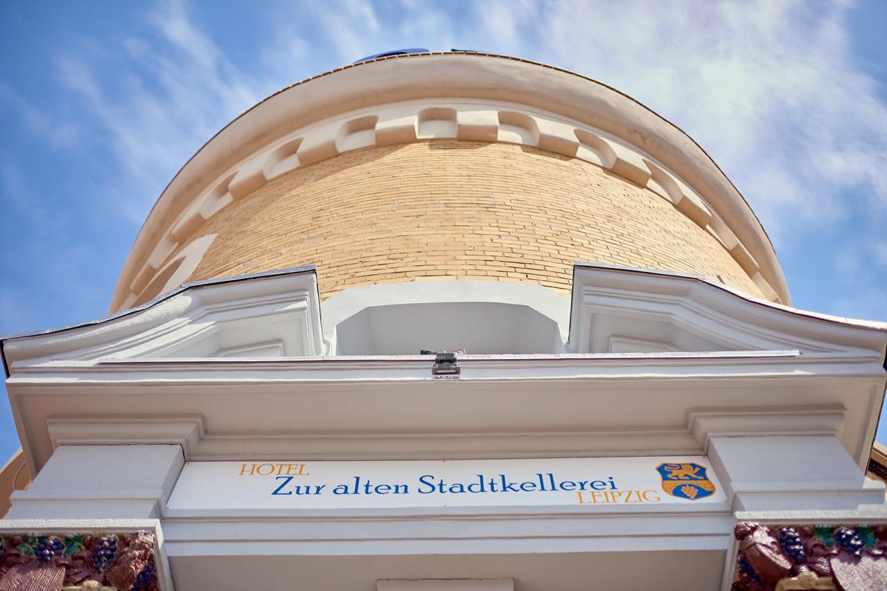 Hotel Zur Alten Stadtkellerei لبسيا المظهر الخارجي الصورة The dome of the St. Pölten University of Applied Sciences